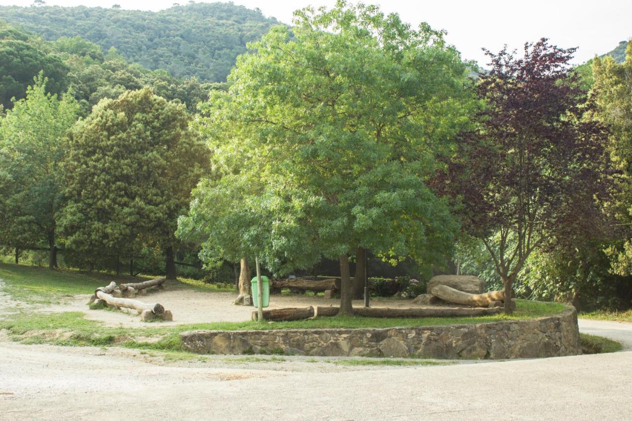 El Clar Del Bosc Hostel Pujarnol Exterior photo